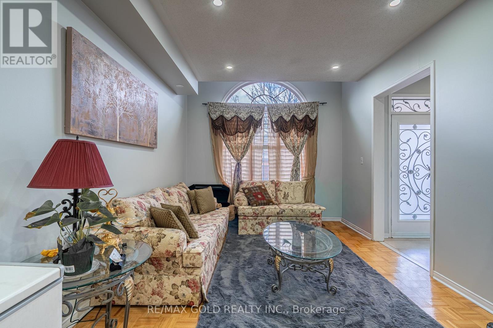 10 Sugarcane Avenue, Brampton, Ontario  L6R 3C8 - Photo 5 - W12953872