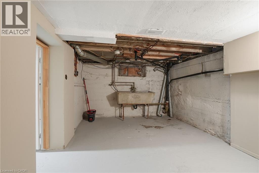 53 Chatham Street, Brantford, Ontario  N3T 2N8 - Photo 21 - 40817547