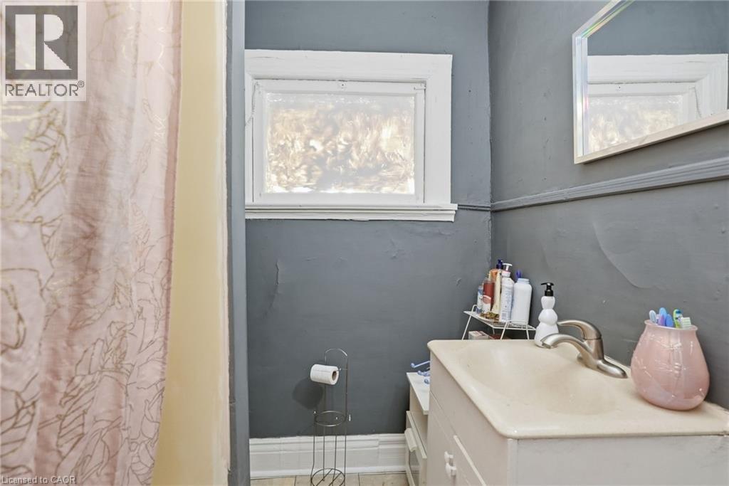 53 Chatham Street, Brantford, Ontario  N3T 2N8 - Photo 28 - 40817547