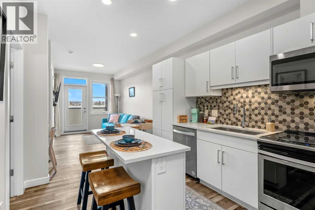 2410, 80 Greenbriar Place NW, Calgary, Alberta