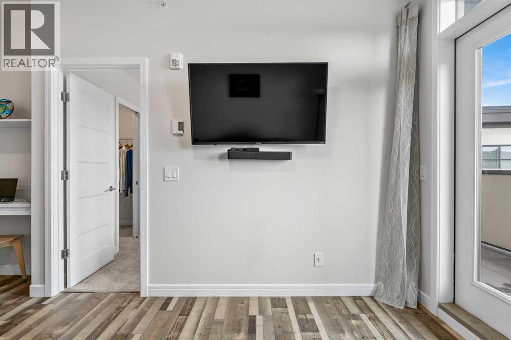 2410, 80 Greenbriar Place NW, Calgary, Alberta  T3B 6J4 - Photo 3 - A2298866