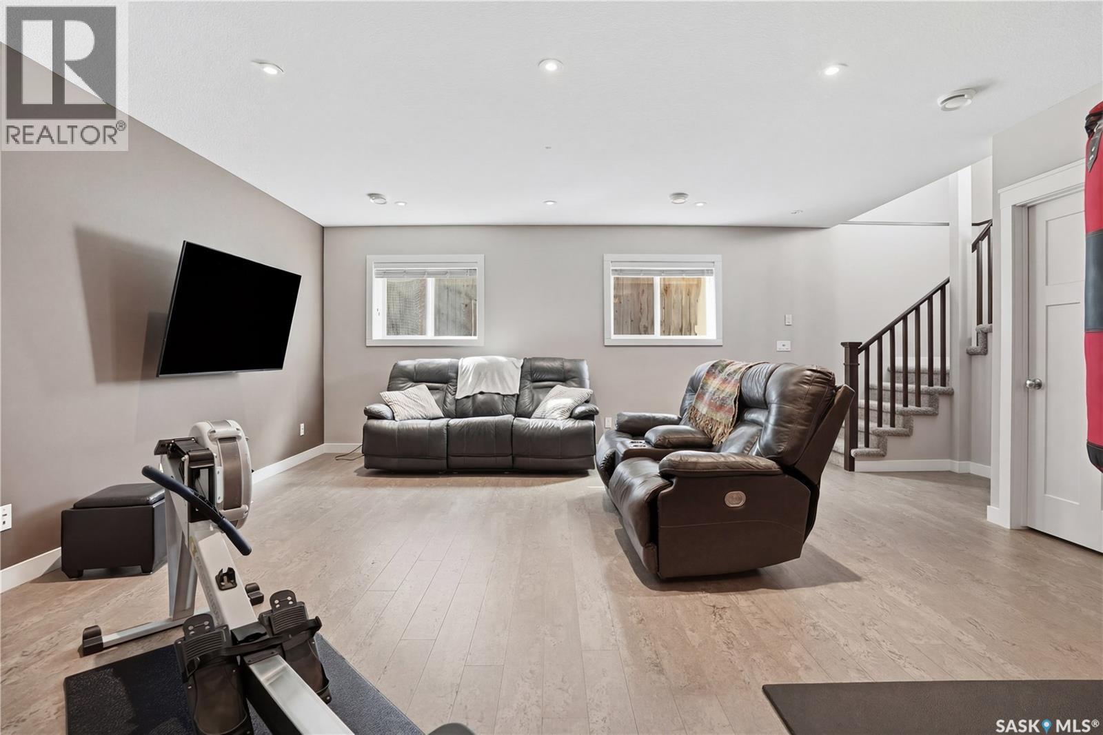 3229 18th Avenue, Regina, Saskatchewan  S4T 1W9 - Photo 33 - SK031856