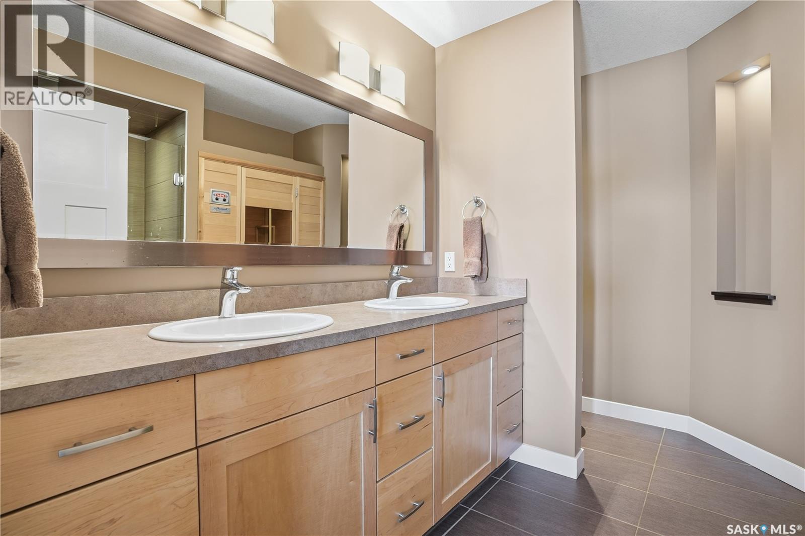 3229 18th Avenue, Regina, Saskatchewan  S4T 1W9 - Photo 23 - SK031856