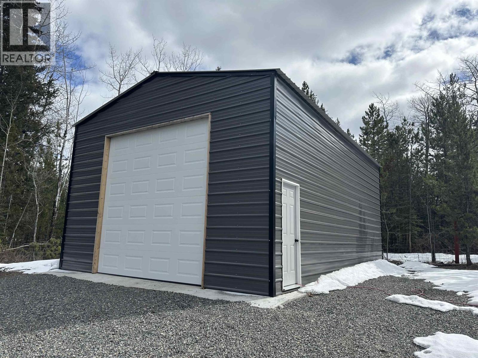 772 S Green Lake Road, 70 Mile House, British Columbia  V0K 2K2 - Photo 34 - R3075196