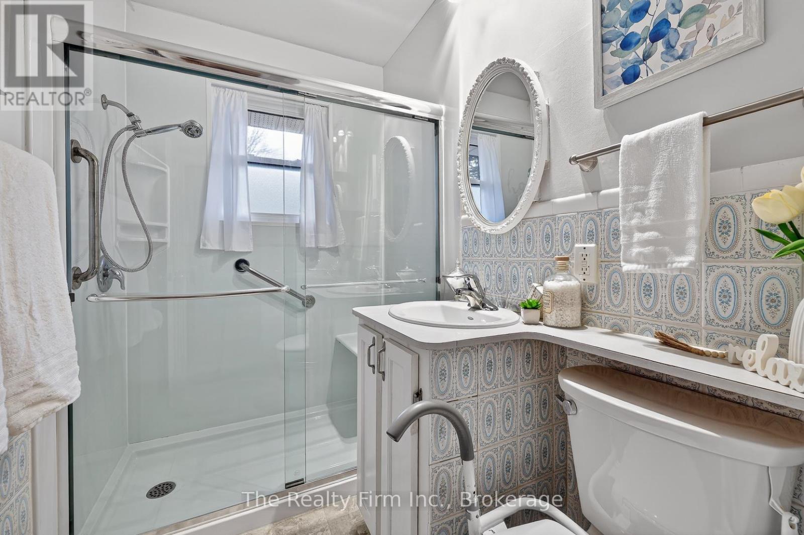 10 Chisholm Drive, Ingersoll, Ontario  N5C 2C4 - Photo 21 - X12944990