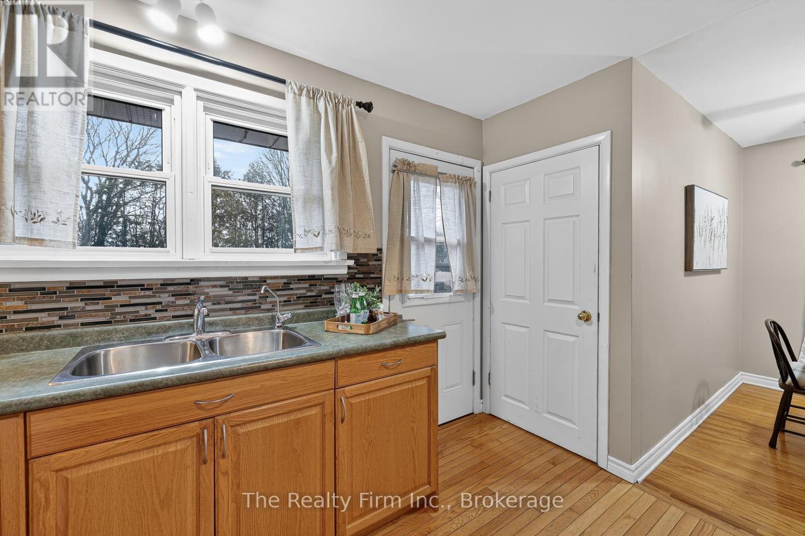 10 Chisholm Drive, Ingersoll, Ontario  N5C 2C4 - Photo 19 - X12944990