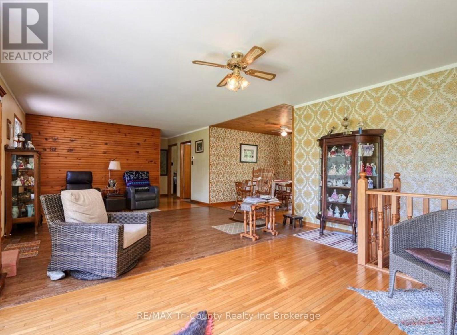 889 Norfolk County 28 Road, Norfolk, Ontario  N0E 1G0 - Photo 16 - X12956998