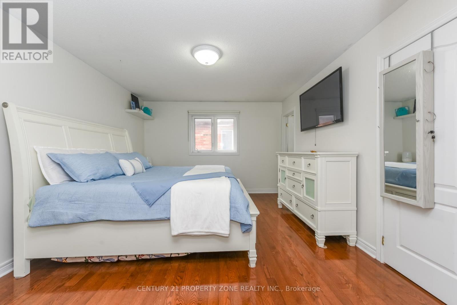 24 Jacksonville Drive, Brampton (Vales Of Castlemore), Ontario  L6P 2Z3 - Photo 37 - W12948218