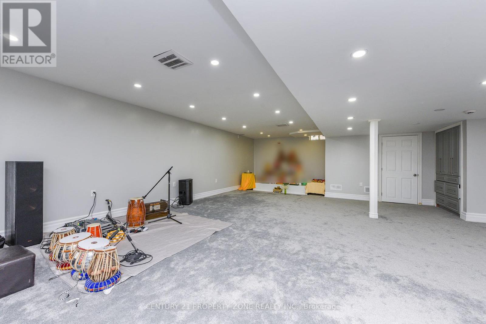 24 Jacksonville Drive, Brampton (Vales Of Castlemore), Ontario  L6P 2Z3 - Photo 42 - W12948218