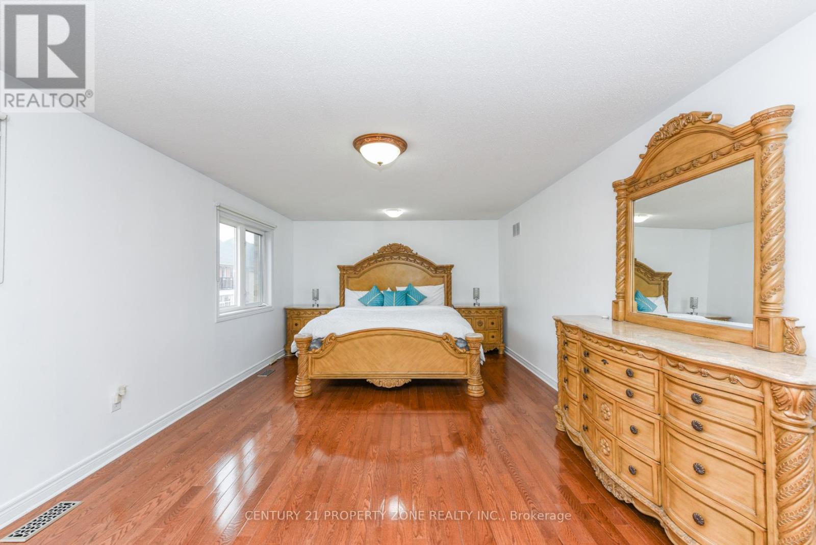 24 Jacksonville Drive, Brampton (Vales Of Castlemore), Ontario  L6P 2Z3 - Photo 20 - W12948218