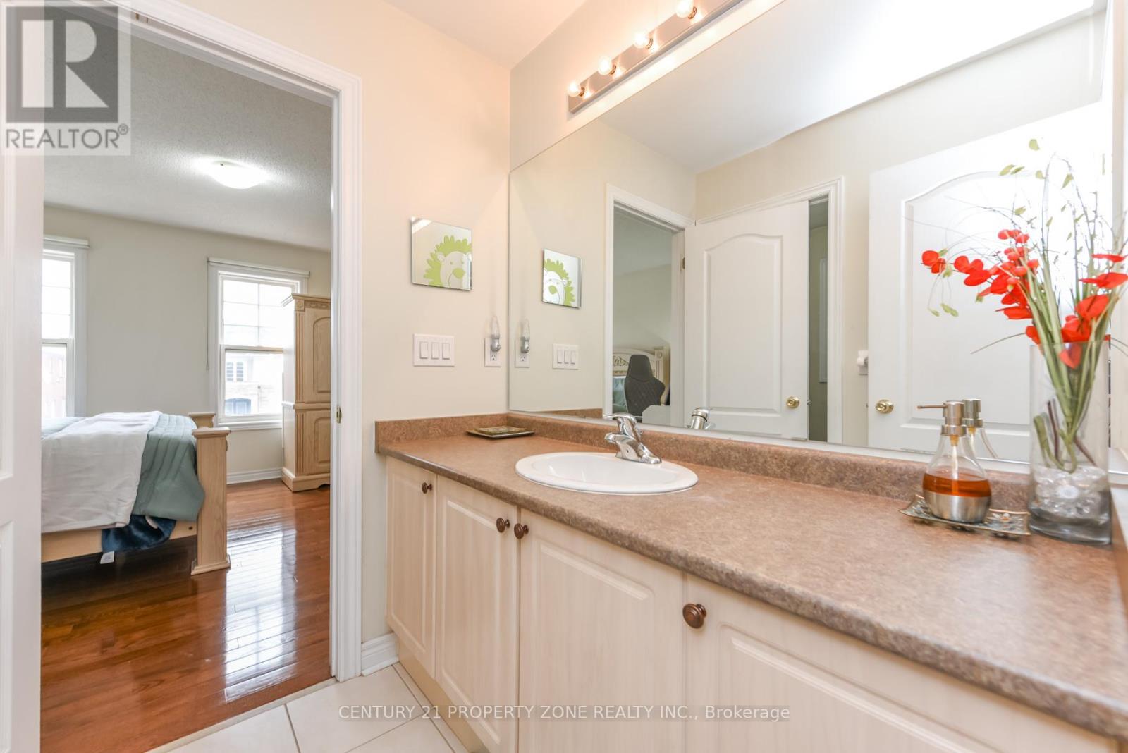 24 Jacksonville Drive, Brampton (Vales Of Castlemore), Ontario  L6P 2Z3 - Photo 30 - W12948218