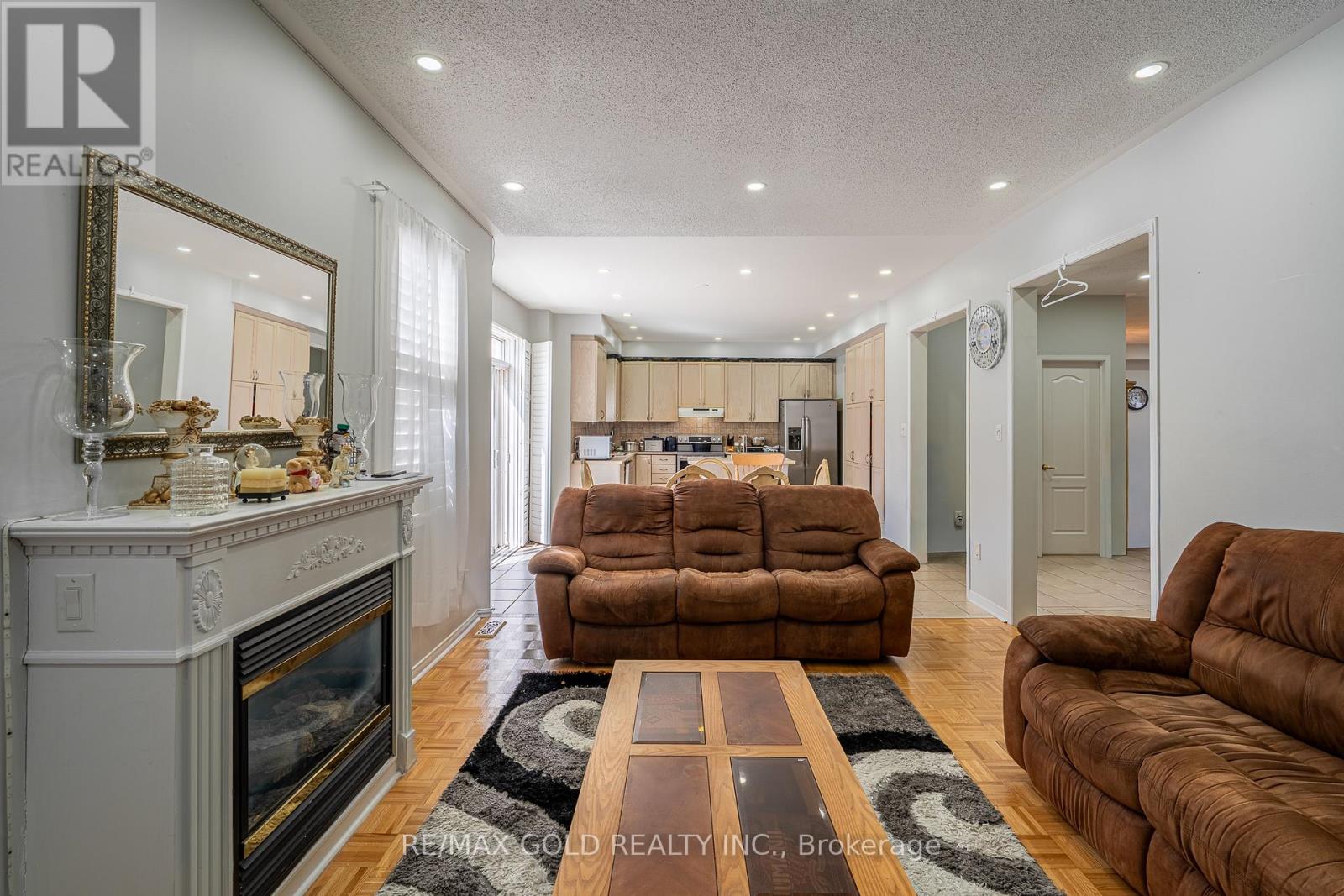 10 Sugarcane Avenue, Brampton, Ontario  L6R 3C8 - Photo 13 - W12953872