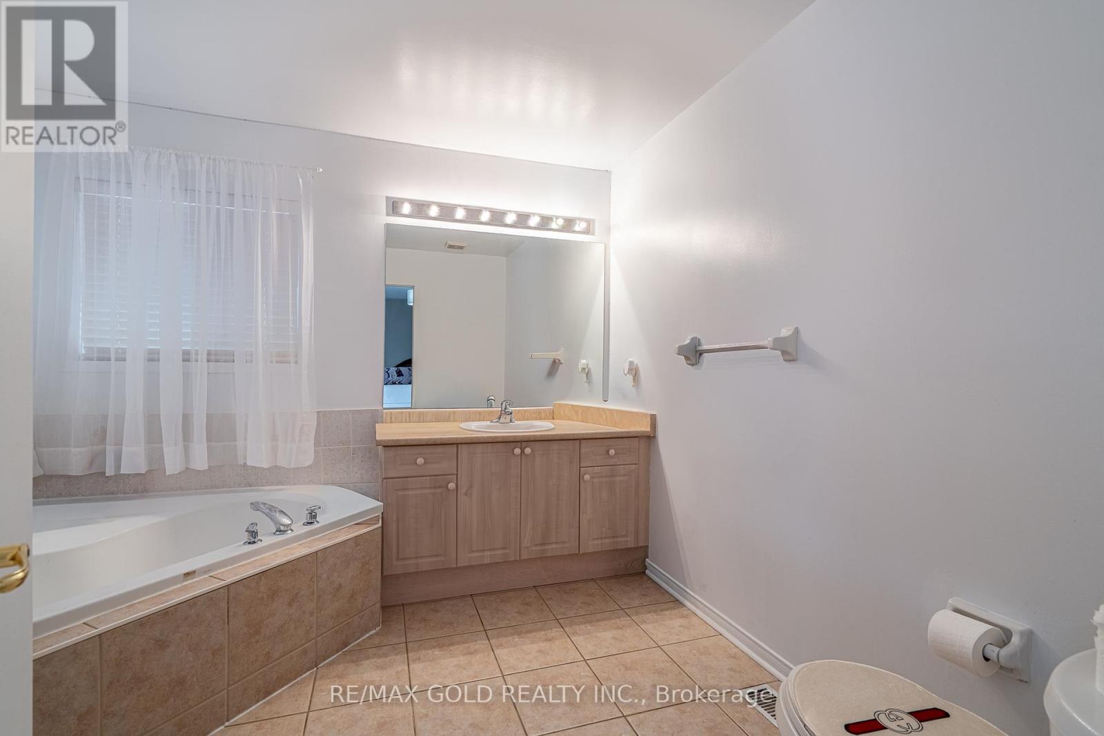 10 Sugarcane Avenue, Brampton, Ontario  L6R 3C8 - Photo 19 - W12953872