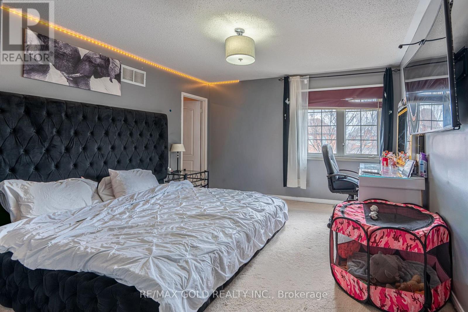 10 Sugarcane Avenue, Brampton, Ontario  L6R 3C8 - Photo 22 - W12953872