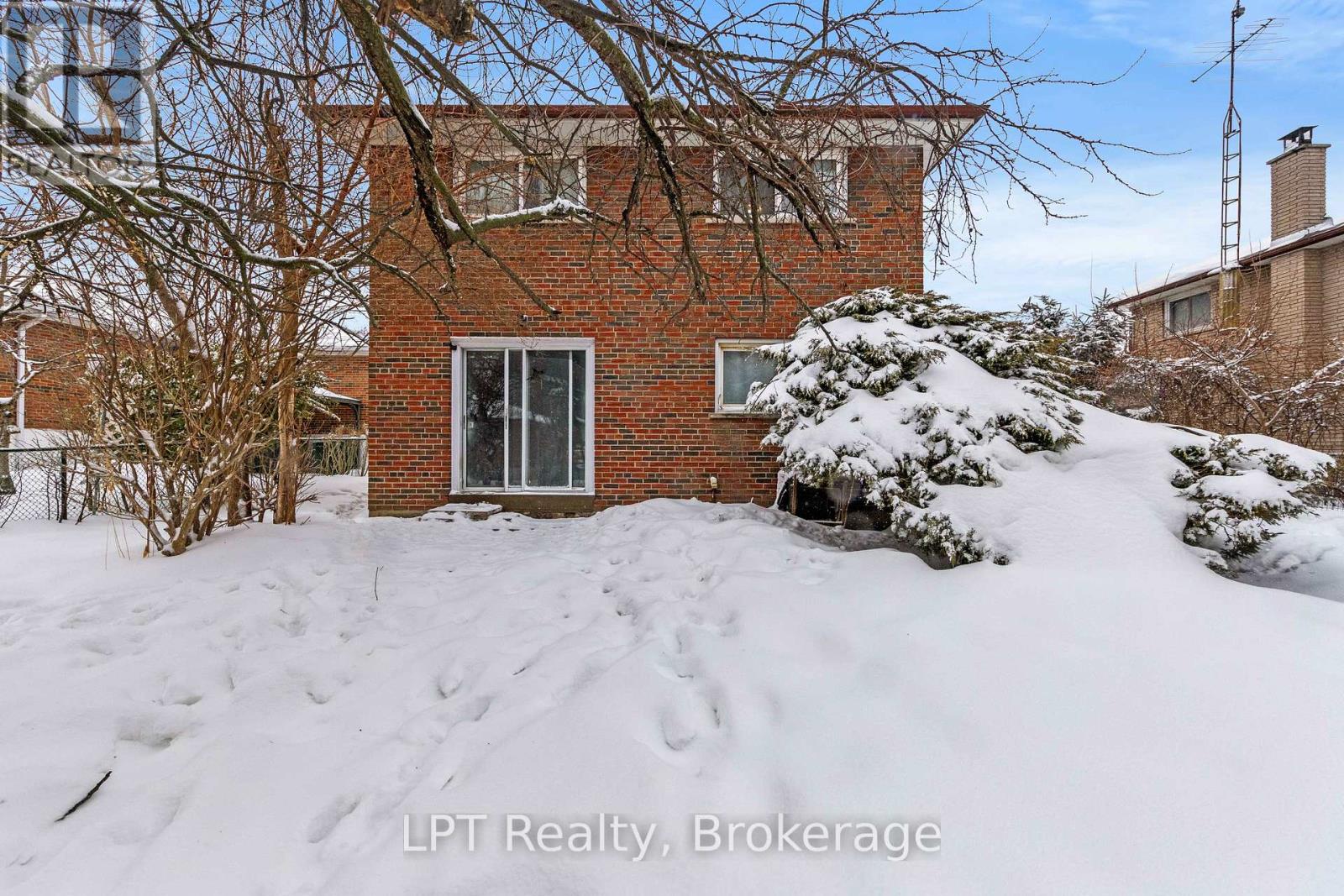 7 Briarbluff Avenue, Toronto, Ontario  M1E 3H2 - Photo 23 - E12932978