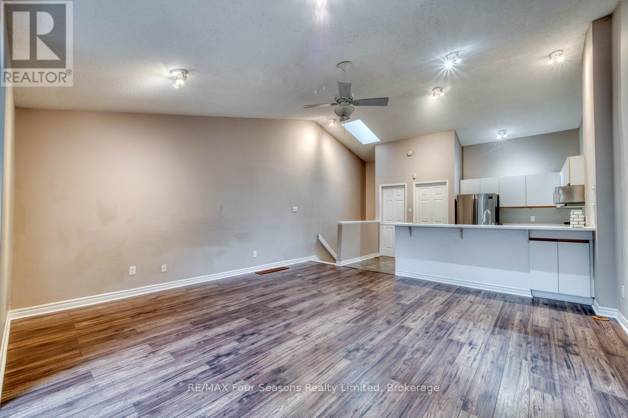 1 - 5 Harbour Street E, Collingwood, Ontario  L9Y 5C5 - Photo 21 - S12956994