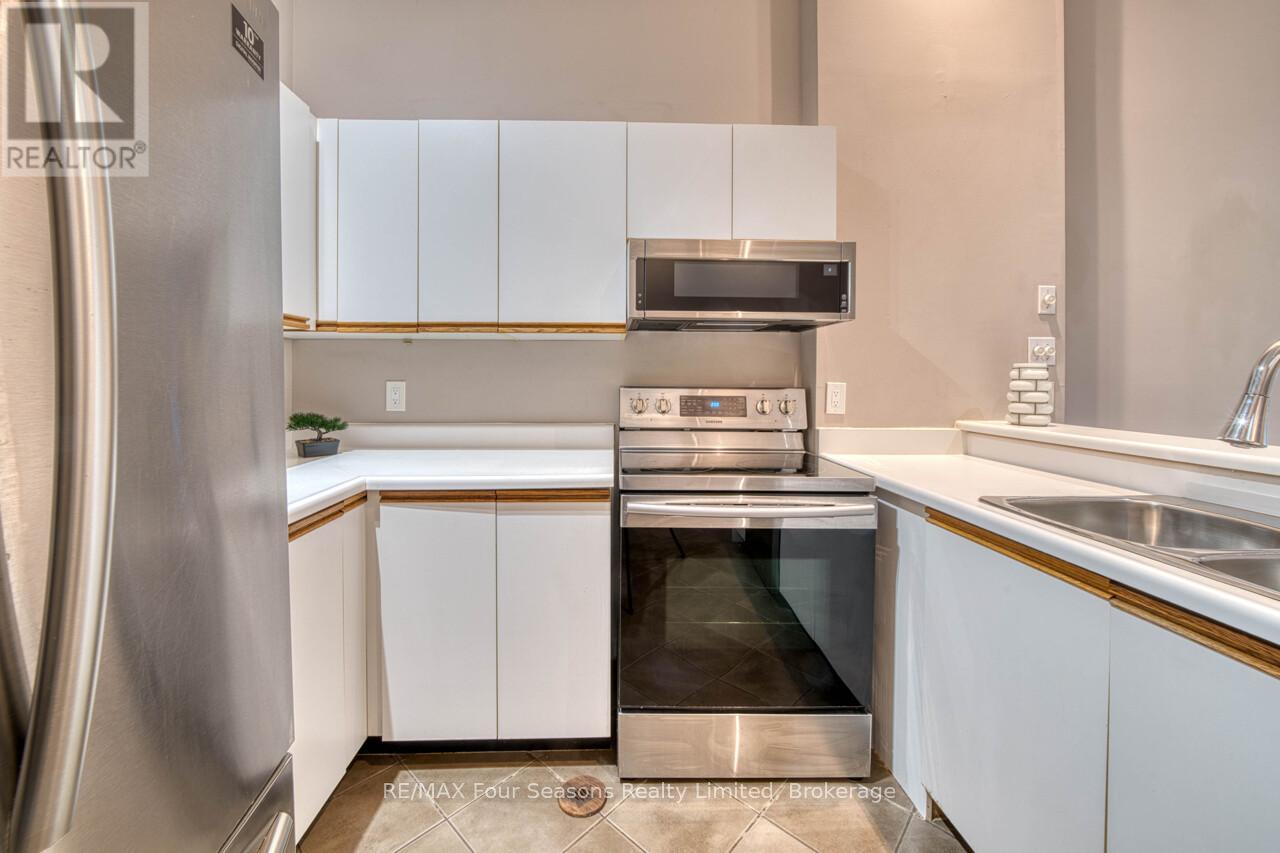 1 - 5 Harbour Street E, Collingwood, Ontario  L9Y 5C5 - Photo 32 - S12956994