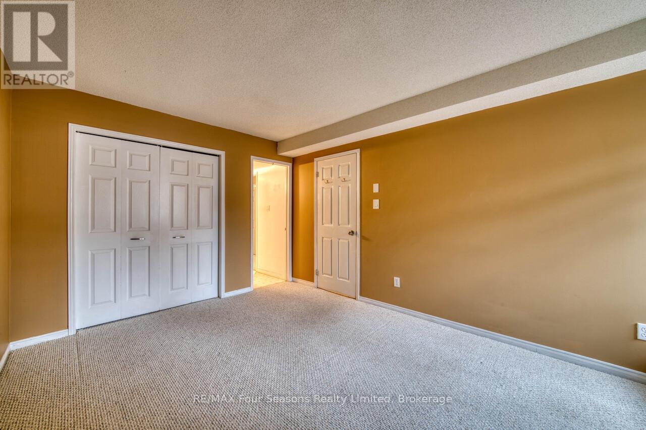 1 - 5 Harbour Street E, Collingwood, Ontario  L9Y 5C5 - Photo 6 - S12956994