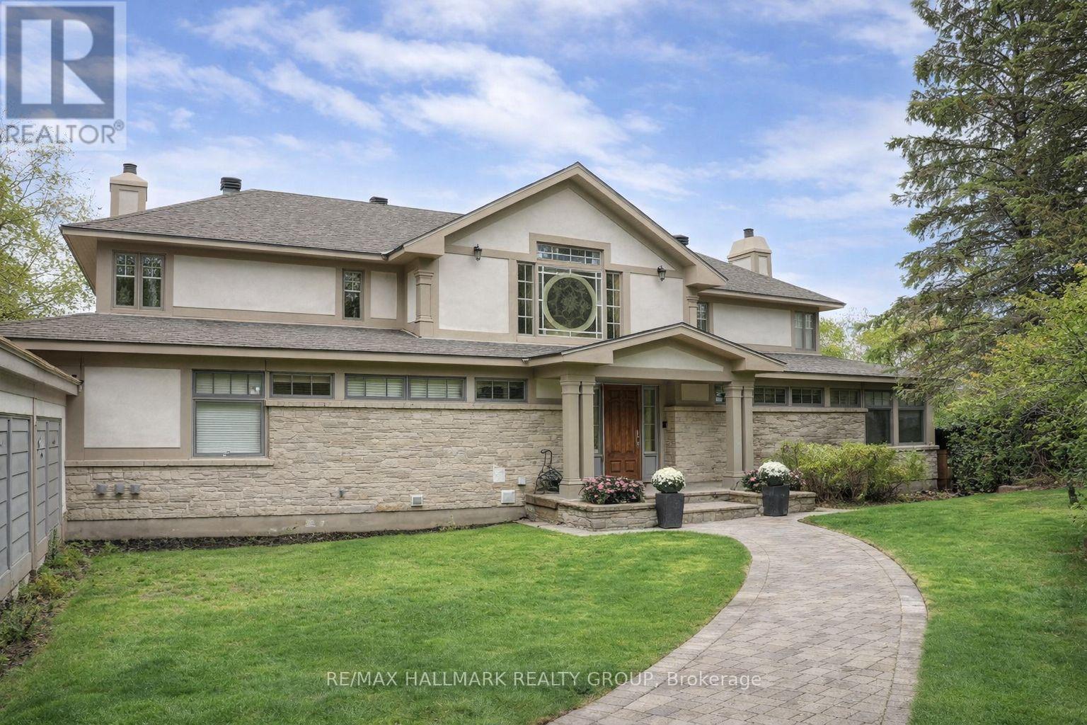 23 Davidson Drive, Ottawa, Ontario  K1J 6L7 - Photo 2 - X12747992