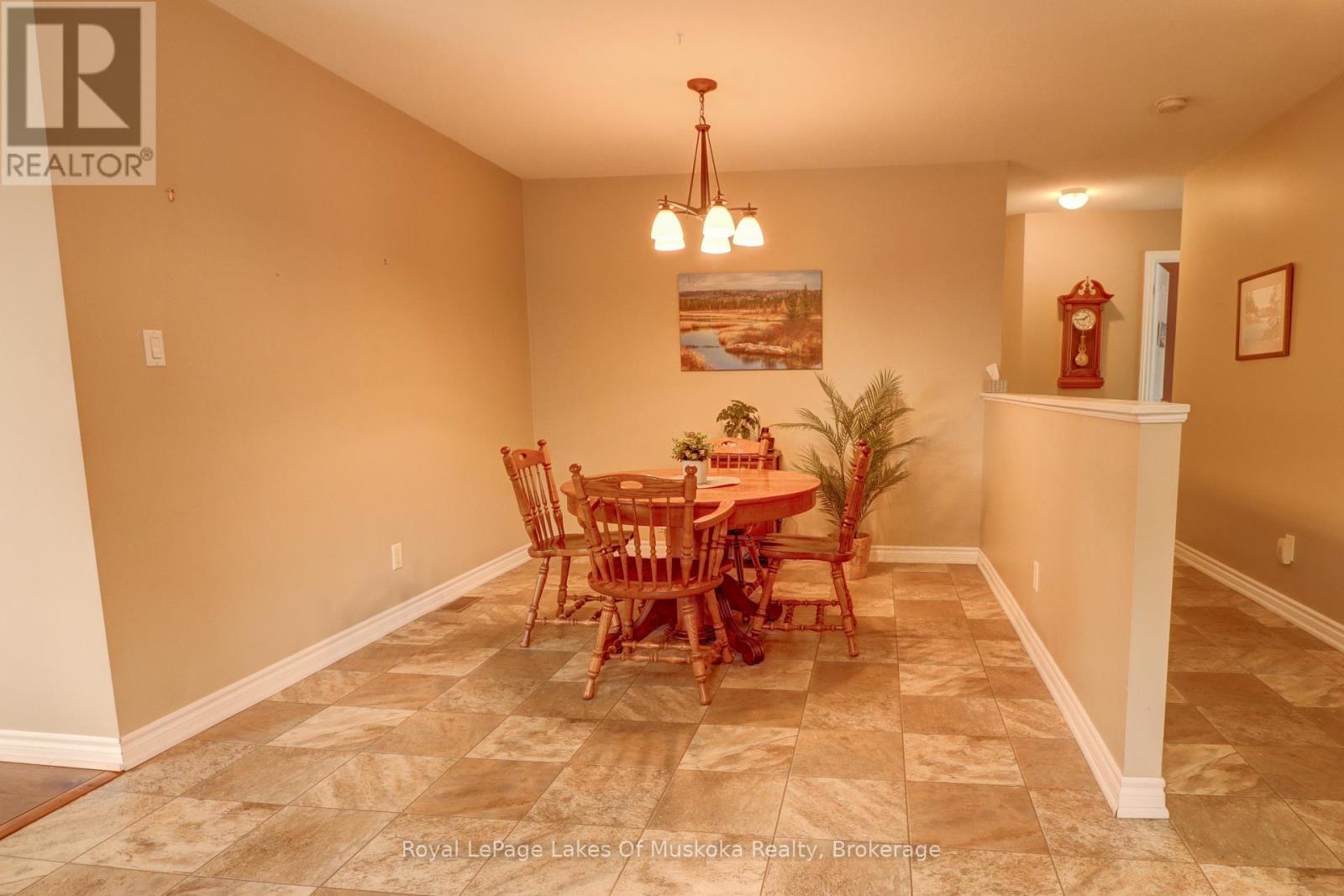 106 - 31 Dairy Lane, Huntsville, Ontario  P1H 2L7 - Photo 15 - X12957000