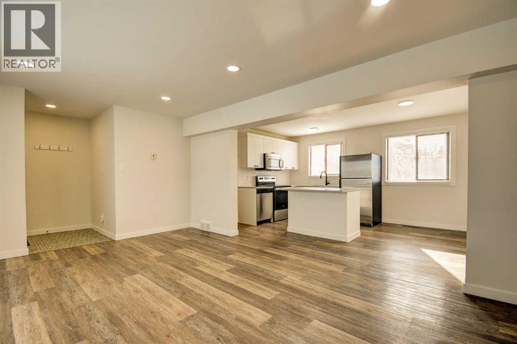 514 Terrace Park, Red Deer, Alberta  T4N 1V8 - Photo 3 - A2288978