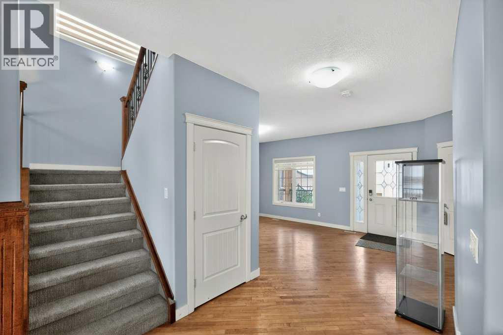 171 East Lakeview Court E, Chestermere, Alberta  T1X 1W2 - Photo 13 - A2296411