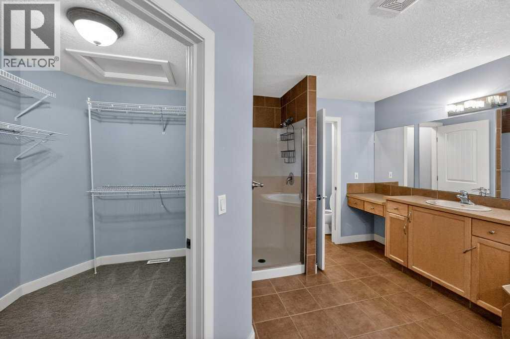 171 East Lakeview Court E, Chestermere, Alberta  T1X 1W2 - Photo 32 - A2296411