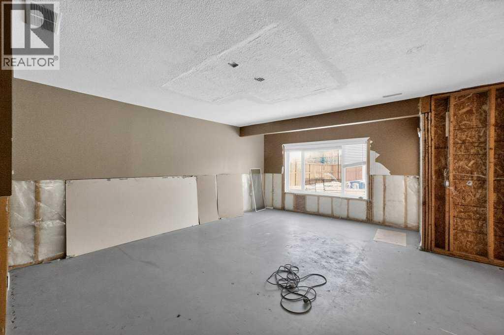 171 East Lakeview Court E, Chestermere, Alberta  T1X 1W2 - Photo 39 - A2296411