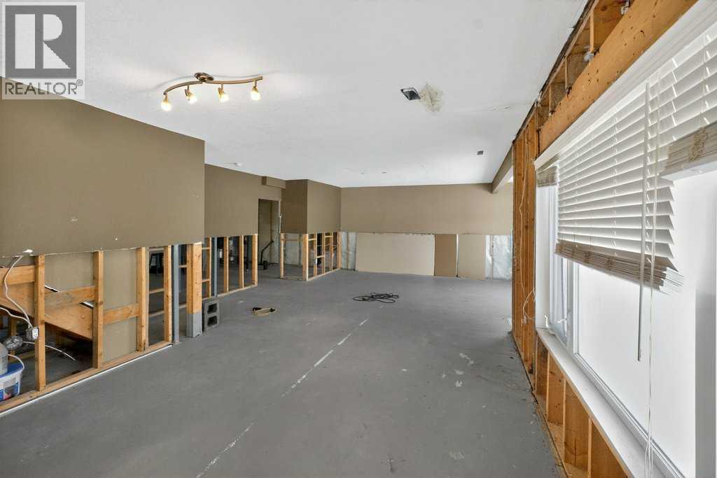 171 East Lakeview Court E, Chestermere, Alberta  T1X 1W2 - Photo 43 - A2296411