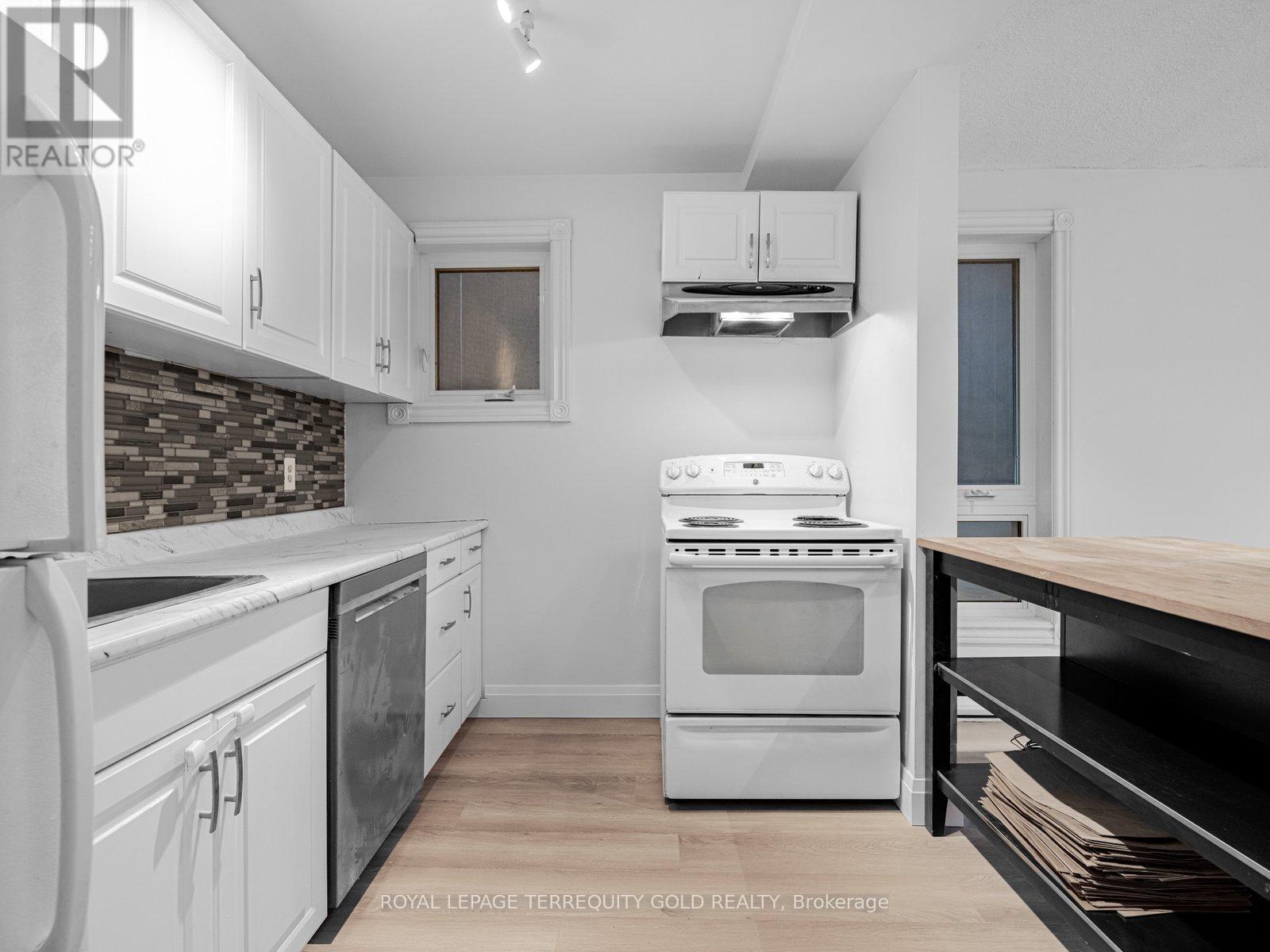 2 - 41 Summerhill Avenue, Toronto, Ontario  M4T 1A9 - Photo 13 - C12957012