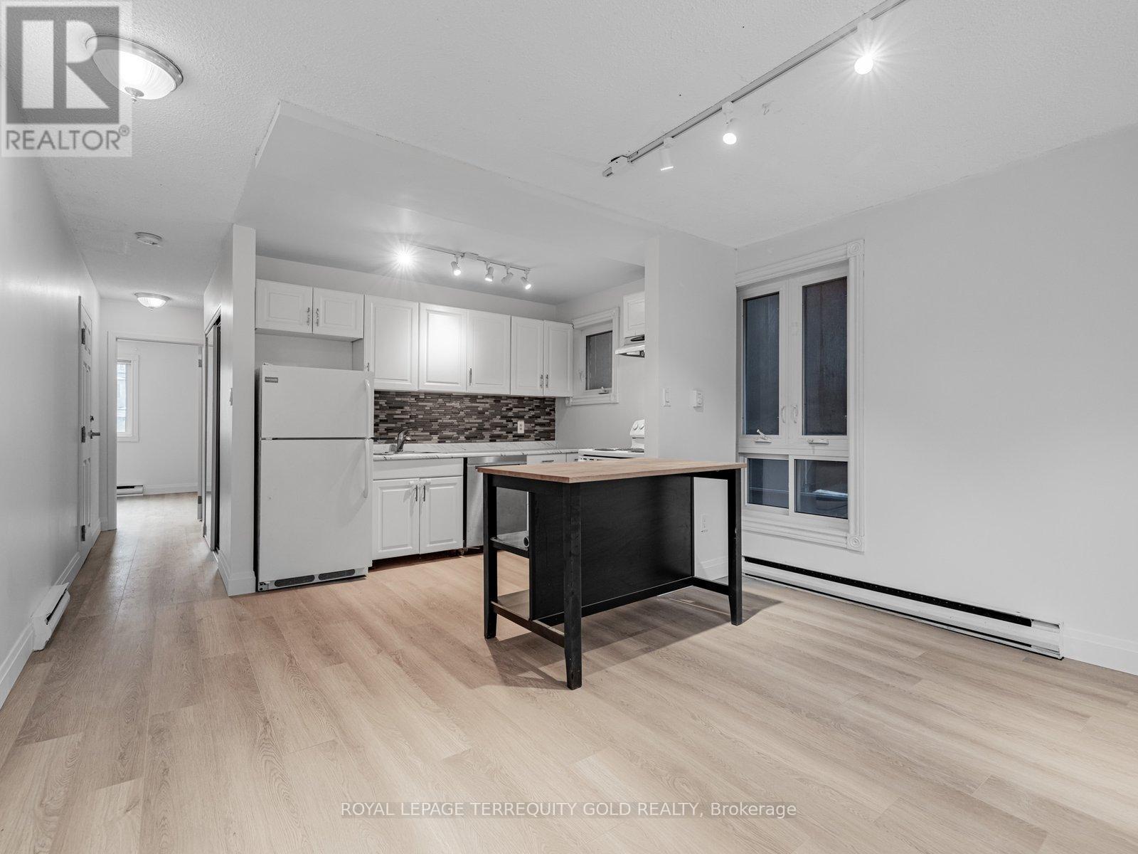 2 - 41 Summerhill Avenue, Toronto, Ontario  M4T 1A9 - Photo 8 - C12957012