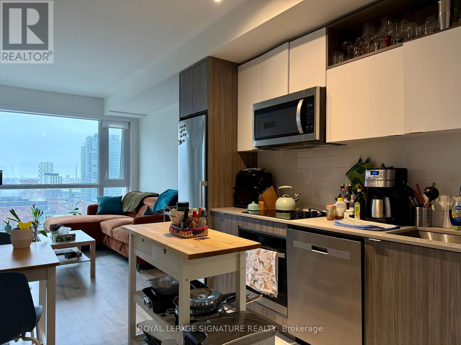 1611 E - 70 Princess Street, Toronto, Ontario  M5A 0X6 - Photo 4 - C12957030