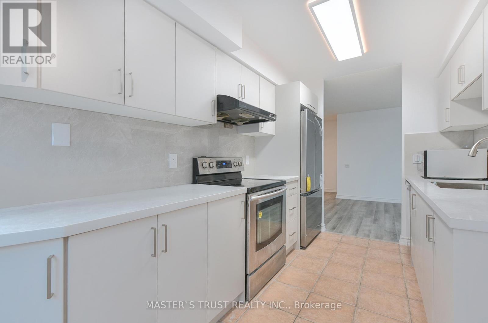 706 - 8 Hillcrest Avenue, Toronto (Willowdale East), Ontario  M2N 6Y6 - Photo 11 - C12957032