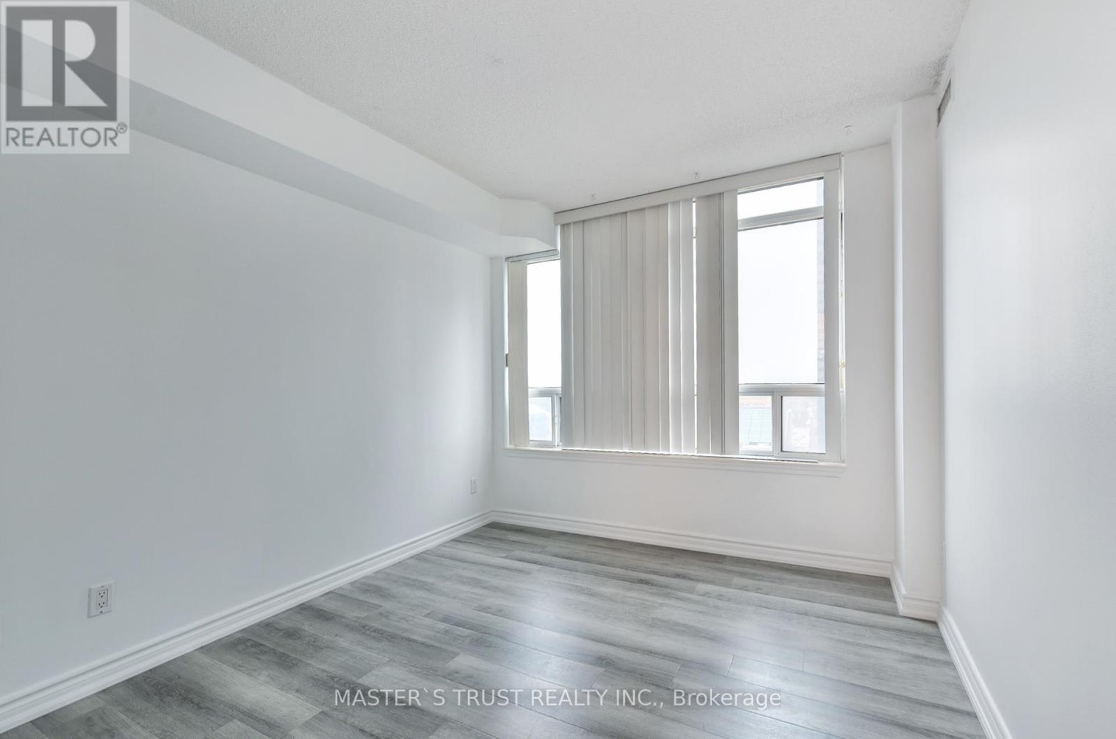 706 - 8 Hillcrest Avenue, Toronto (Willowdale East), Ontario  M2N 6Y6 - Photo 17 - C12957032