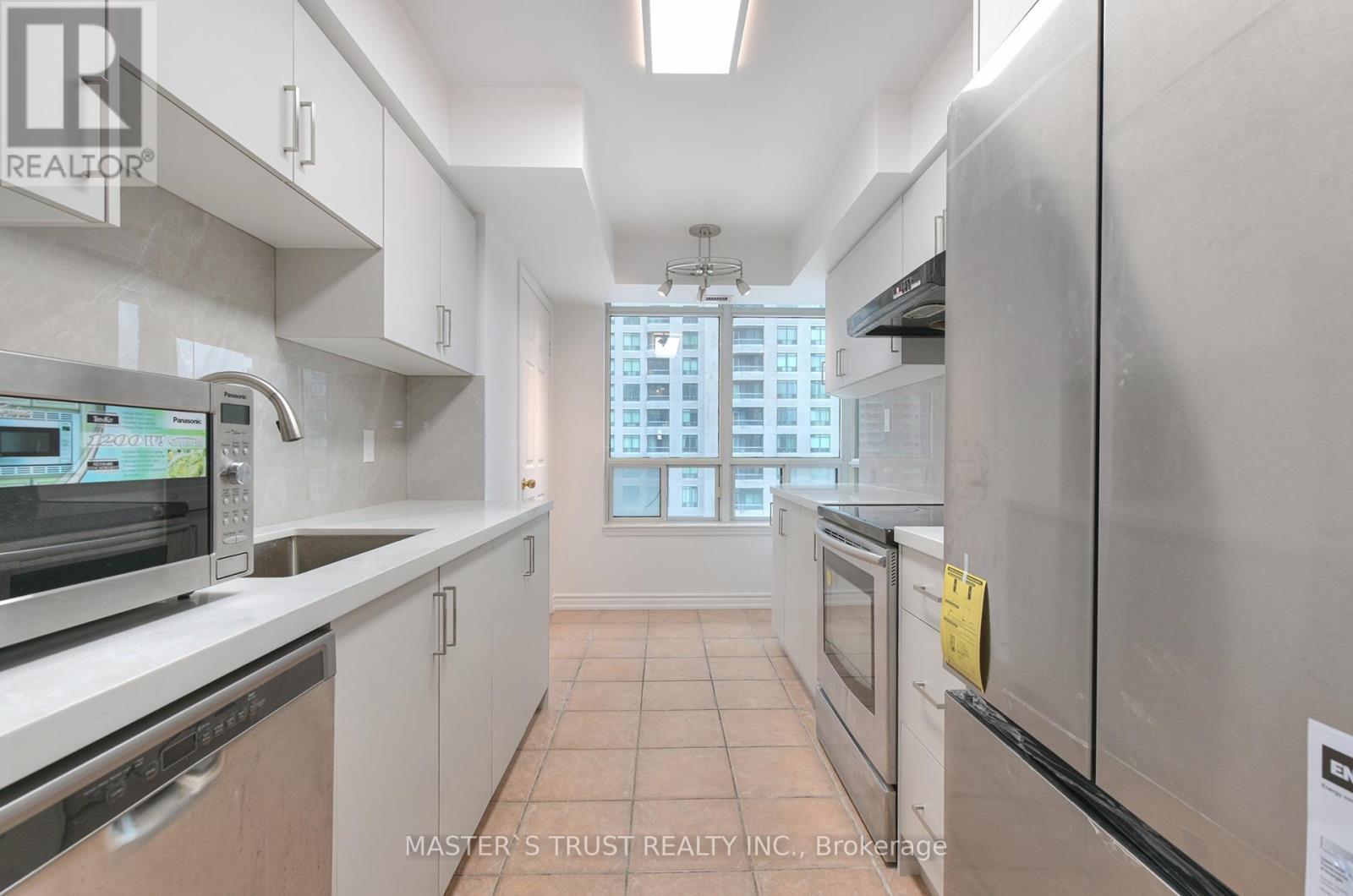 706 - 8 Hillcrest Avenue, Toronto (Willowdale East), Ontario  M2N 6Y6 - Photo 9 - C12957032