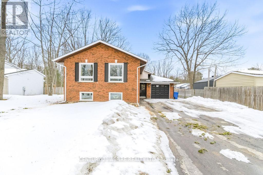 3 Irma Street, Petawawa, Ontario  K8H 3M5 - Photo 1 - X12956974