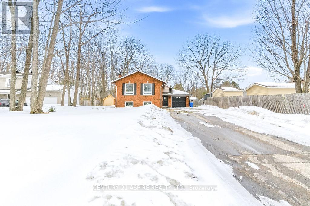 3 Irma Street, Petawawa, Ontario  K8H 3M5 - Photo 2 - X12956974