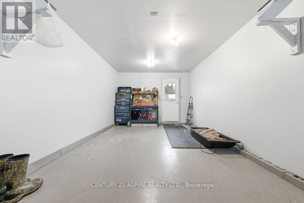 3 Irma Street, Petawawa, Ontario  K8H 3M5 - Photo 33 - X12956974