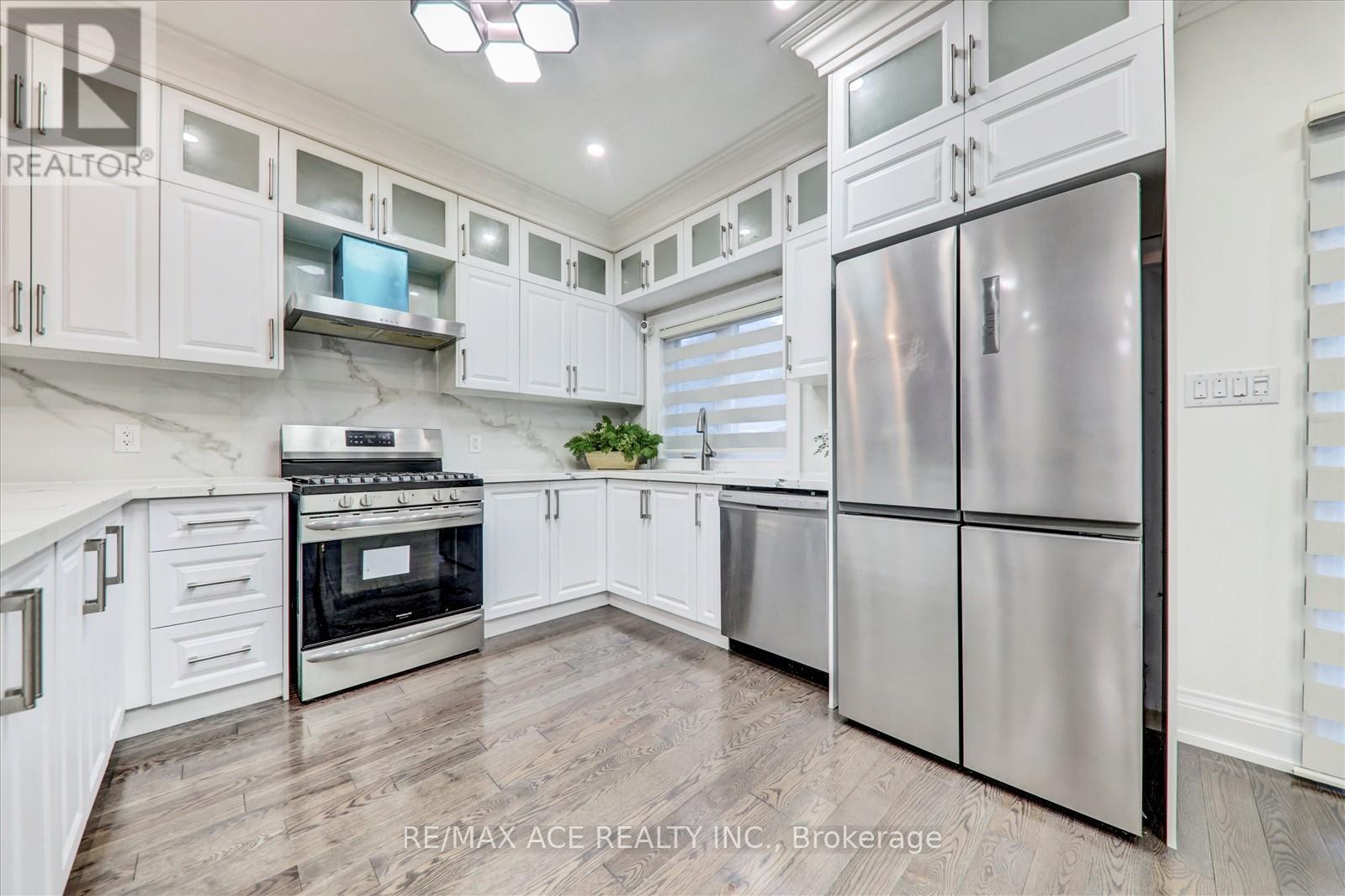 71 Lillington Avenue, Toronto, Ontario  M1N 3K6 - Photo 12 - E12956966