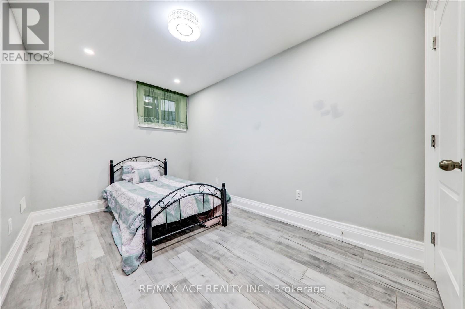 71 Lillington Avenue, Toronto, Ontario  M1N 3K6 - Photo 33 - E12956966