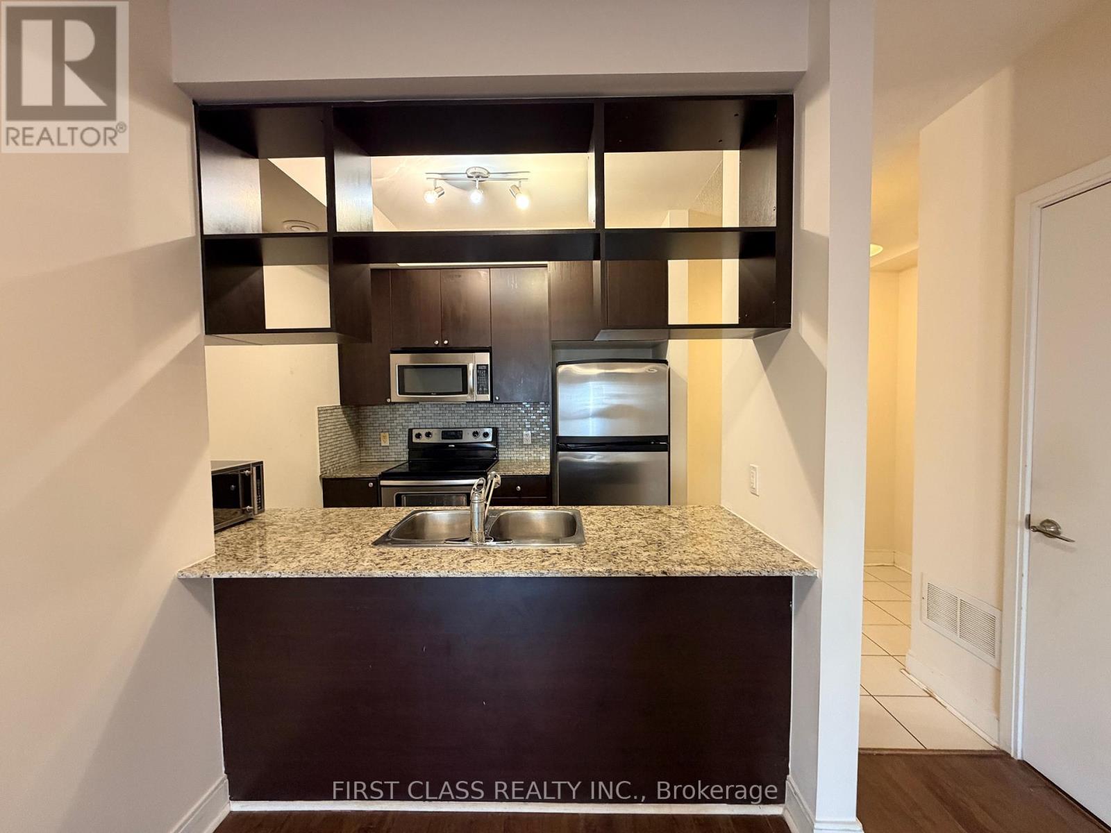 48 - 315 Village Green Square, Toronto, Ontario  M1S 0L2 - Photo 5 - E12956982