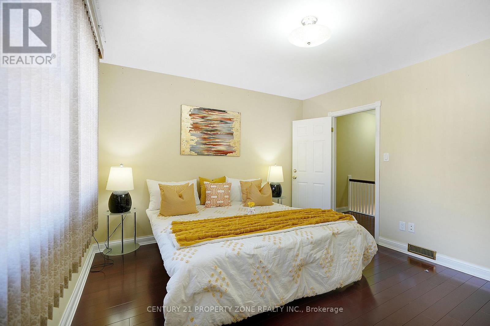 97 Sparkhall Avenue, Toronto, Ontario  M4K 1G7 - Photo 16 - E12957022