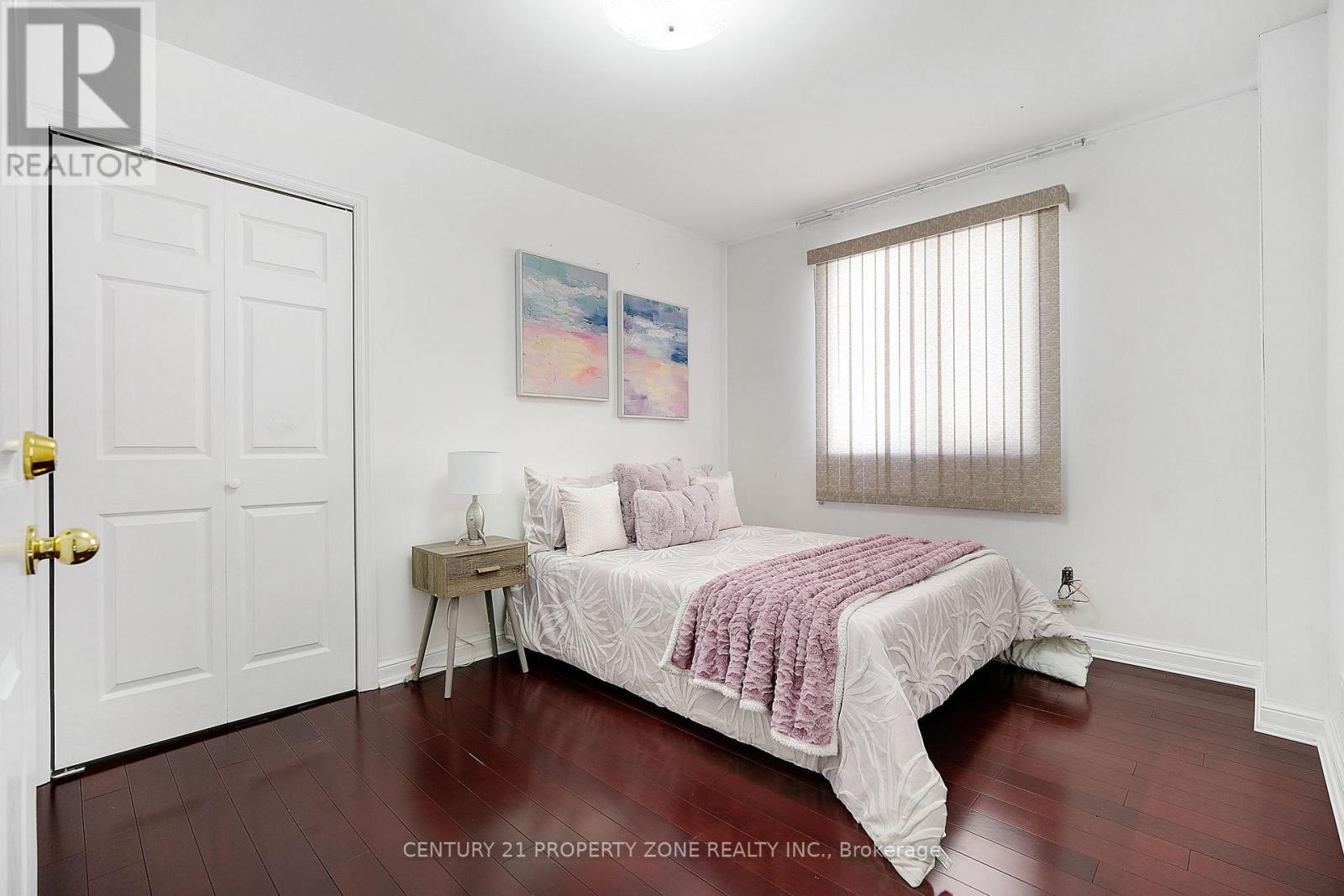 97 Sparkhall Avenue, Toronto, Ontario  M4K 1G7 - Photo 20 - E12957022