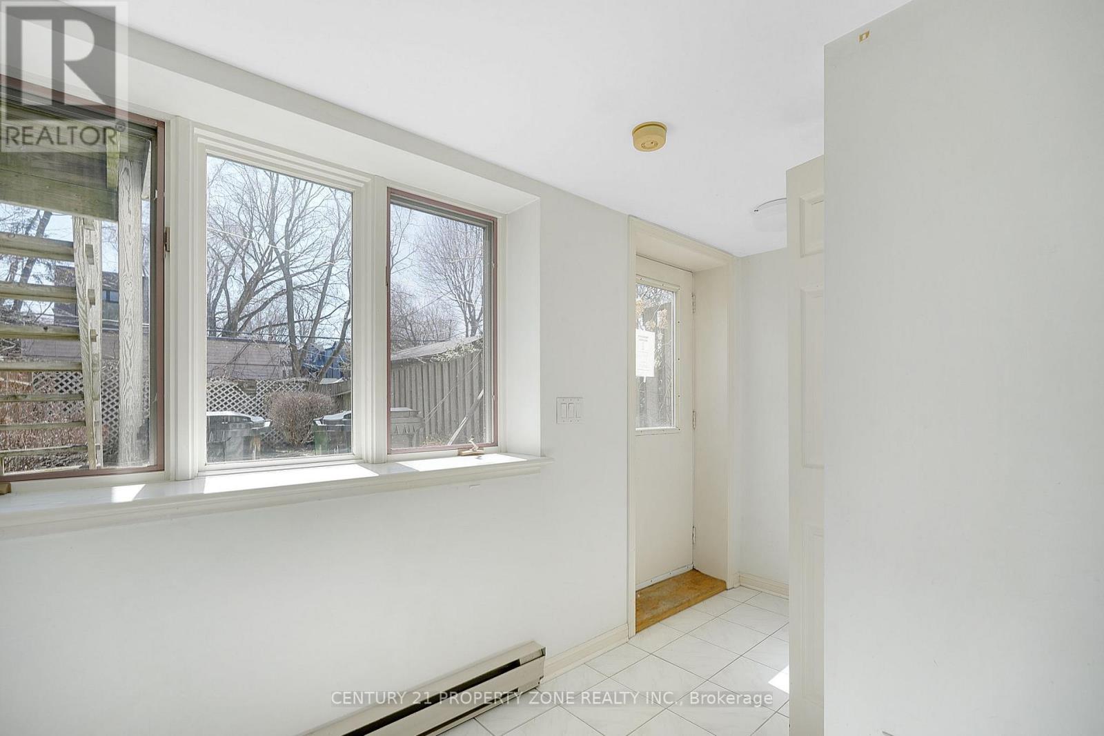 97 Sparkhall Avenue, Toronto, Ontario  M4K 1G7 - Photo 33 - E12957022