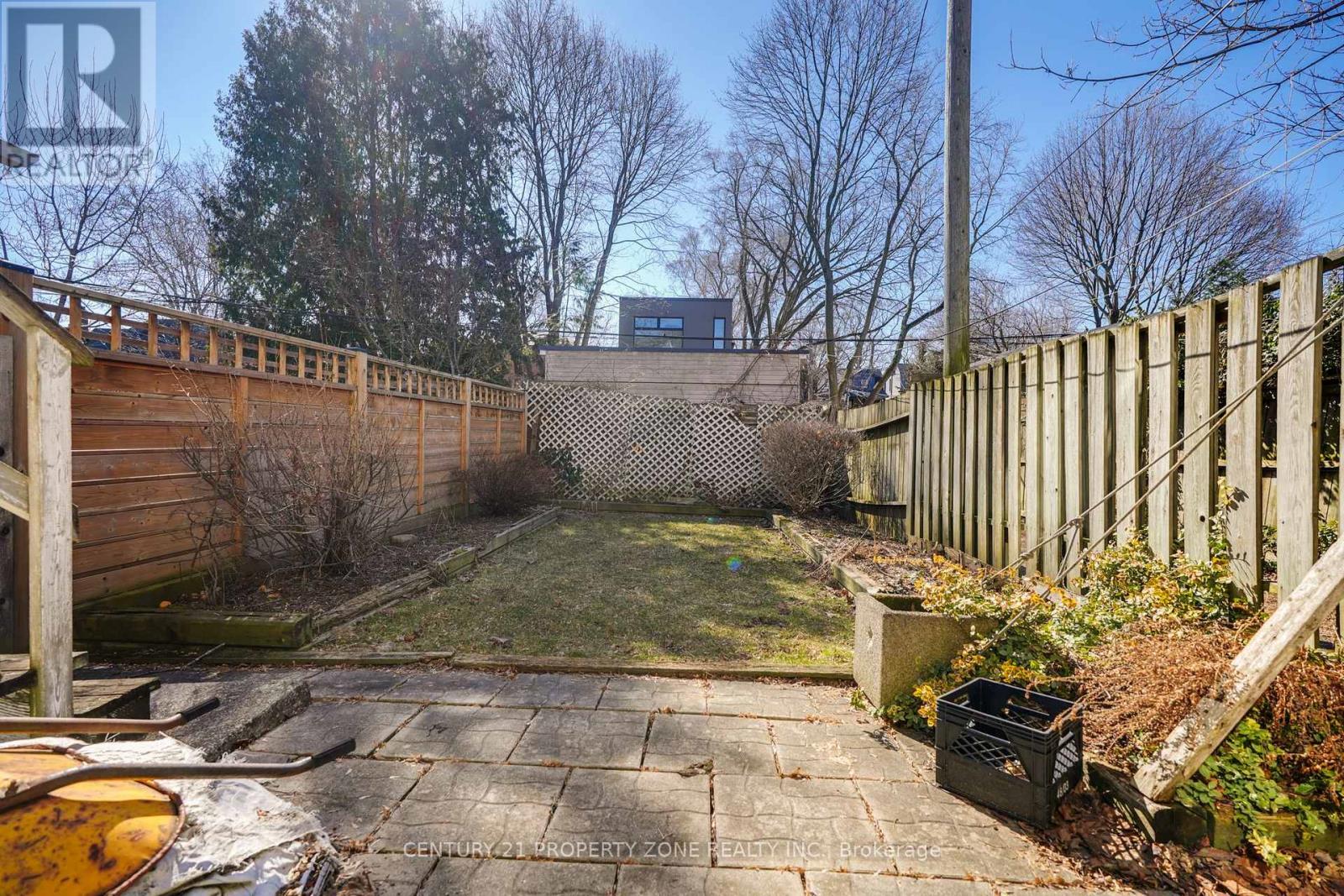 97 Sparkhall Avenue, Toronto, Ontario  M4K 1G7 - Photo 37 - E12957022