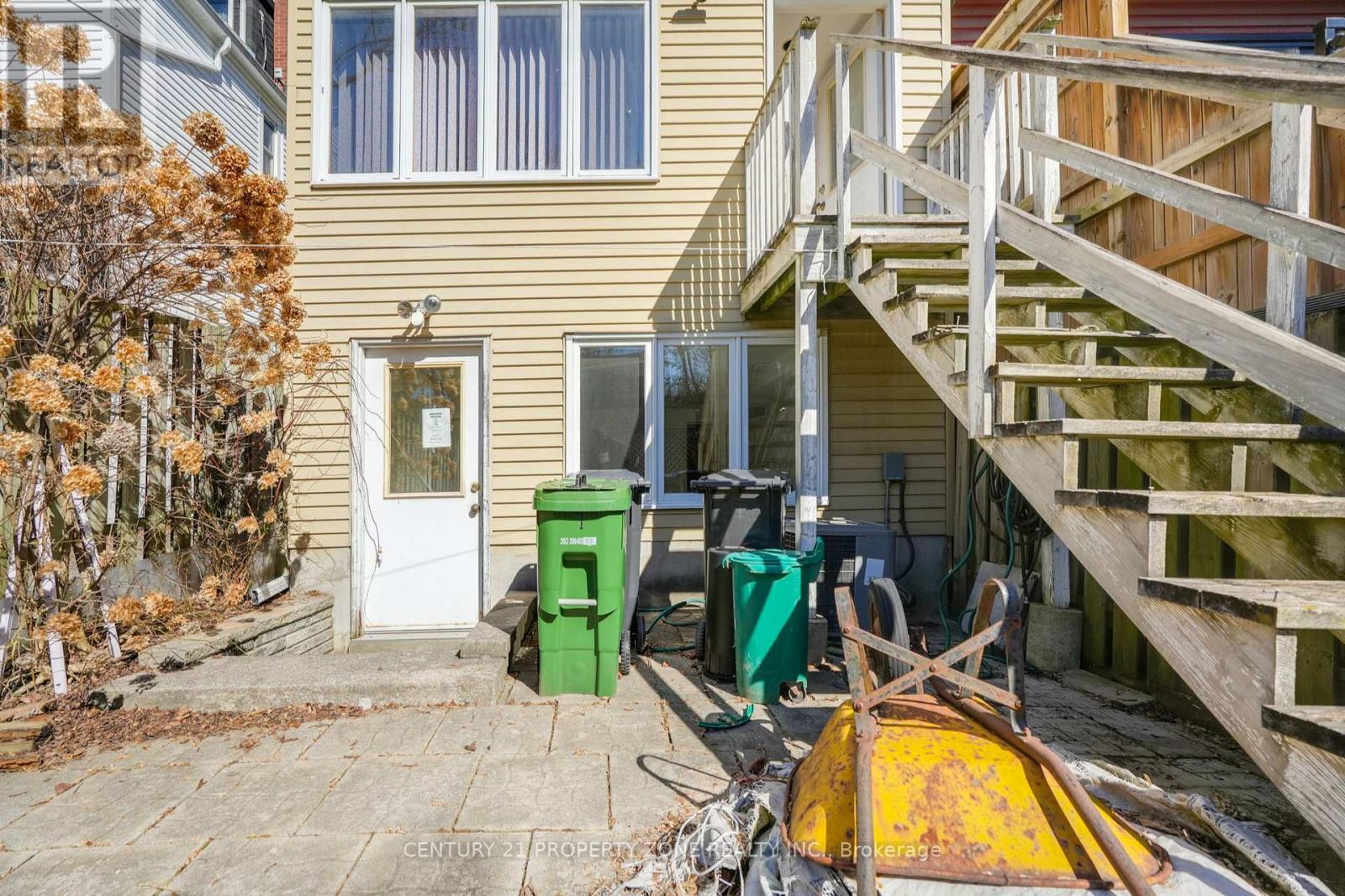 97 Sparkhall Avenue, Toronto, Ontario  M4K 1G7 - Photo 38 - E12957022