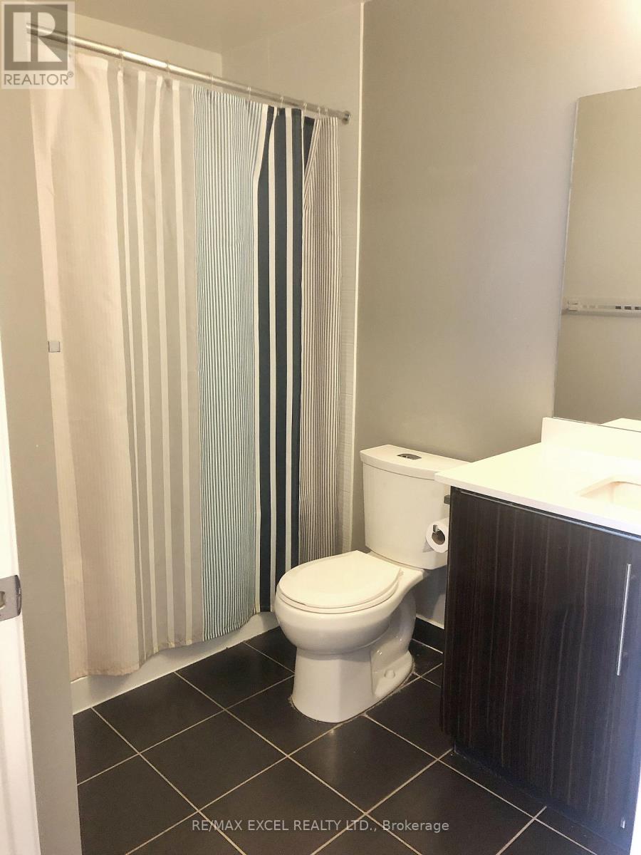 2029 - 7161 Yonge Street, Markham, Ontario  L3T 0C8 - Photo 8 - N12956948