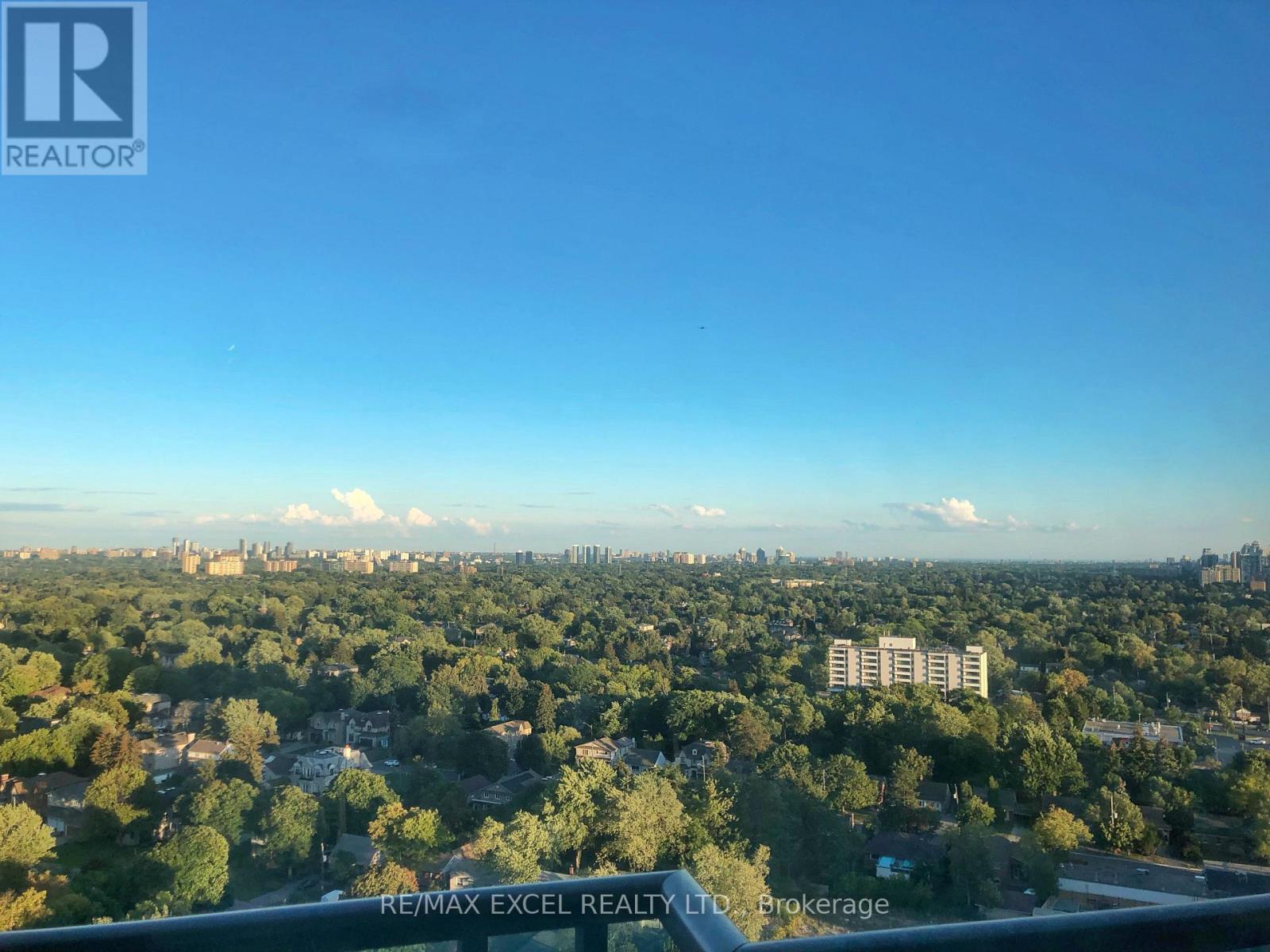 2029 - 7161 Yonge Street, Markham, Ontario  L3T 0C8 - Photo 9 - N12956948