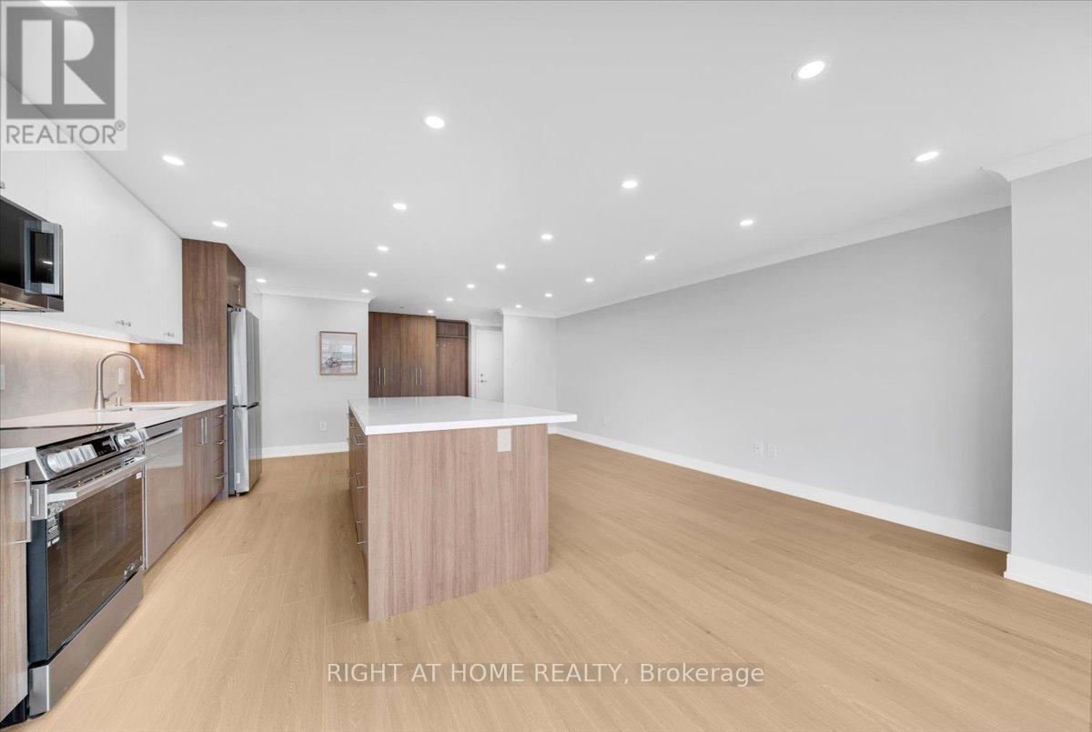 703 - 5 Weldrick Road W, Richmond Hill (North Richvale), Ontario  L4C 8S9 - Photo 11 - N12956958