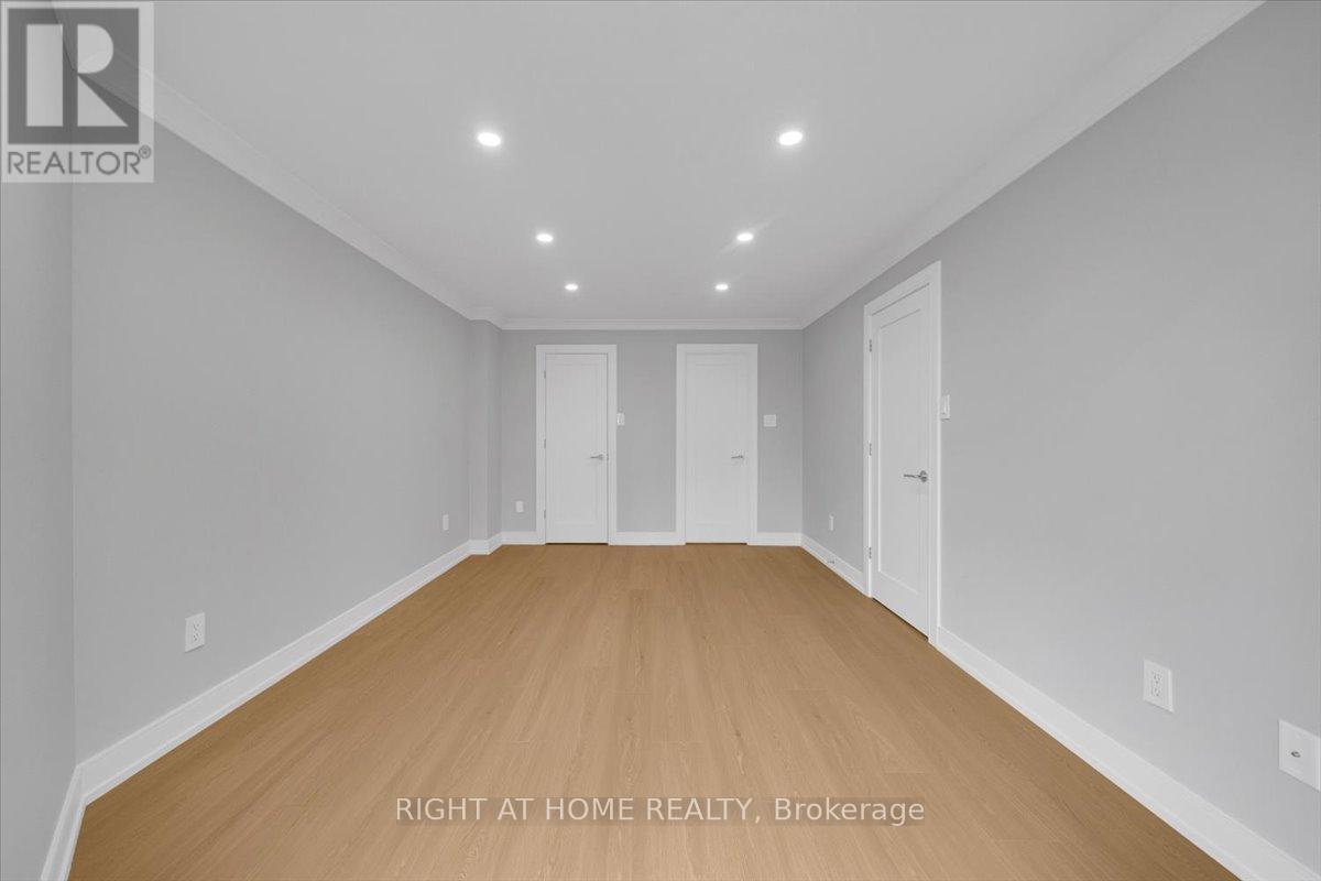 703 - 5 Weldrick Road W, Richmond Hill (North Richvale), Ontario  L4C 8S9 - Photo 17 - N12956958